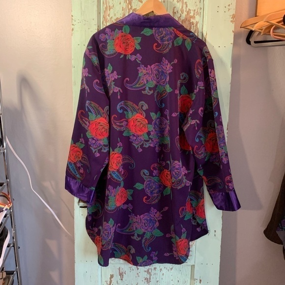 Vintage Victoria’s Secret Purple Floral Robe. Size Large. Double Breasted - Picture 3 of 4